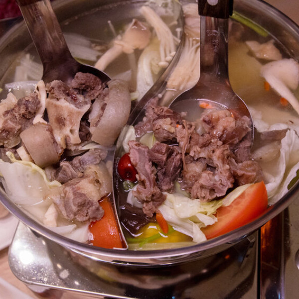 李好牛溫體牛肉湯爐