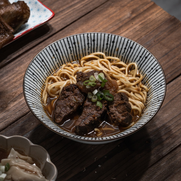 Whatever Cuisine & Bar 隨意創意料理