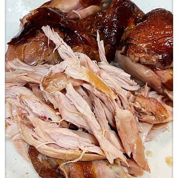 大仁哥蔗香脆皮桶仔雞