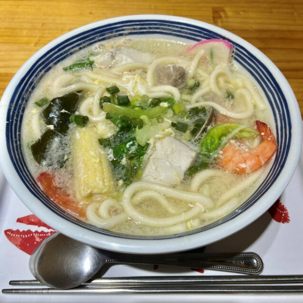 惡霸丼飯烏龍麵