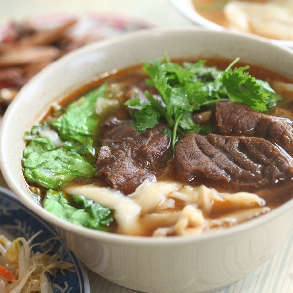 左營第一家刀削麵