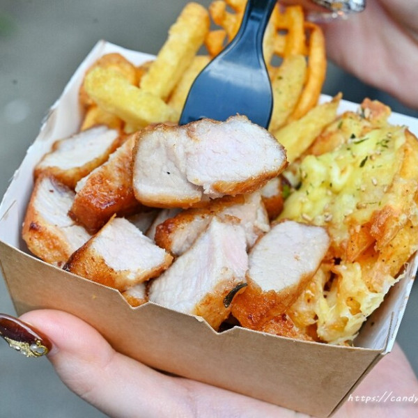 一克噗肉 - 一中店