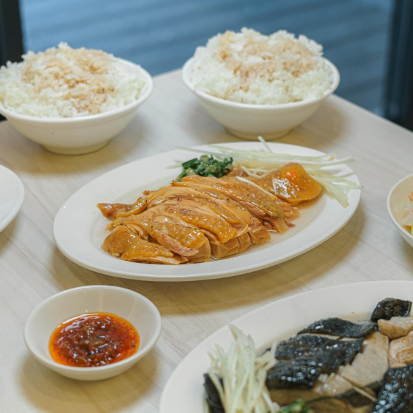 謙謙雞肉飯 美崙店