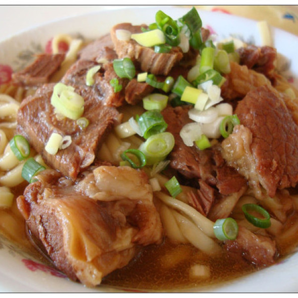 港園牛肉麵