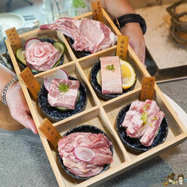 明燒肉 文自旗艦店