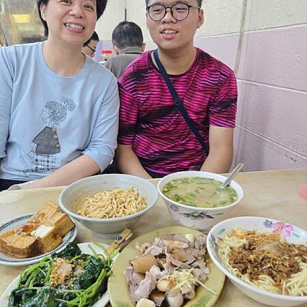 南機場24小時黑白切