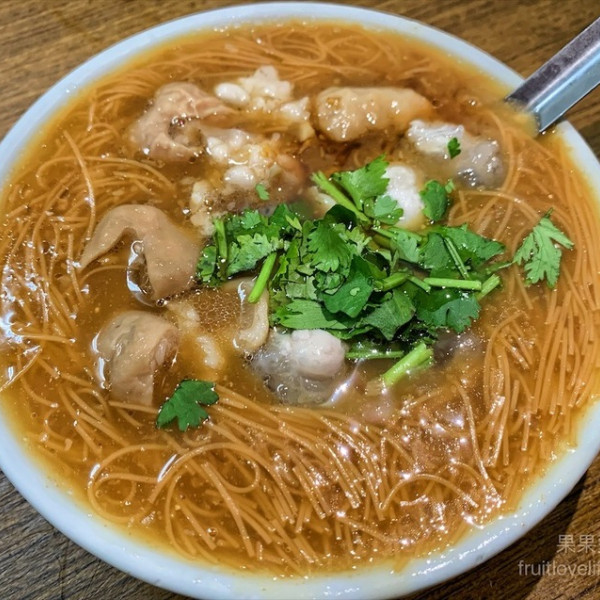 義艋舺大腸蚵仔麵線肉圓