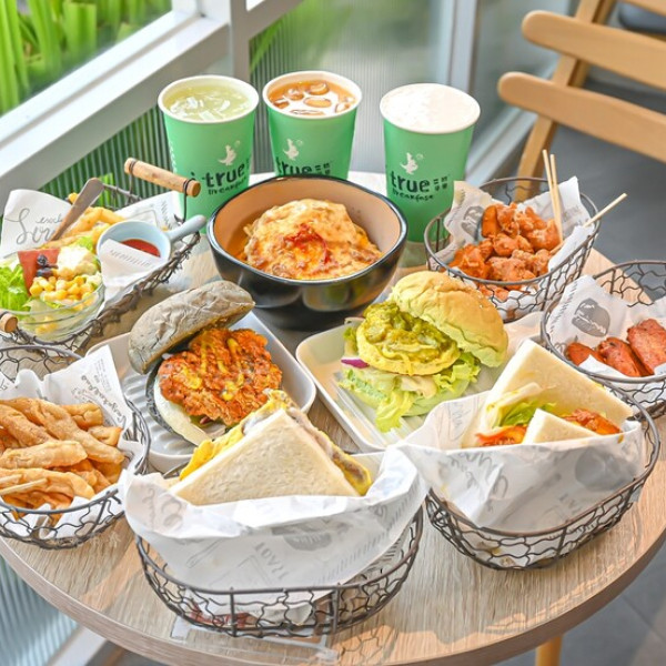 艾初早餐一中太平店