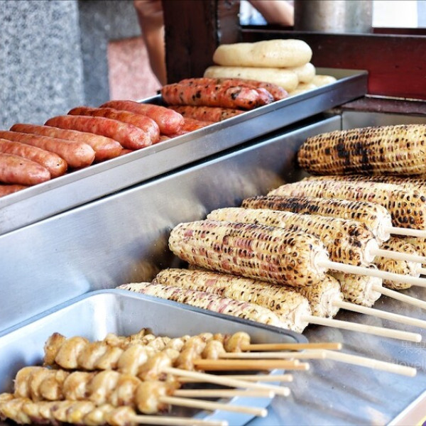 白沙屯財老爹碳烤