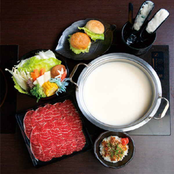 哇啦哇啦壽喜燒‧鮮蝦料理‧日式鍋物（板橋旗艦店）