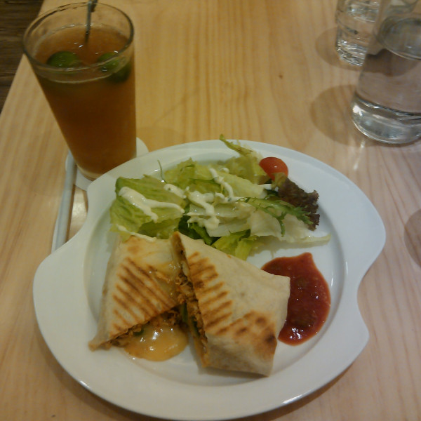 莫凡彼咖啡館 Mövenpick Café (京站店)