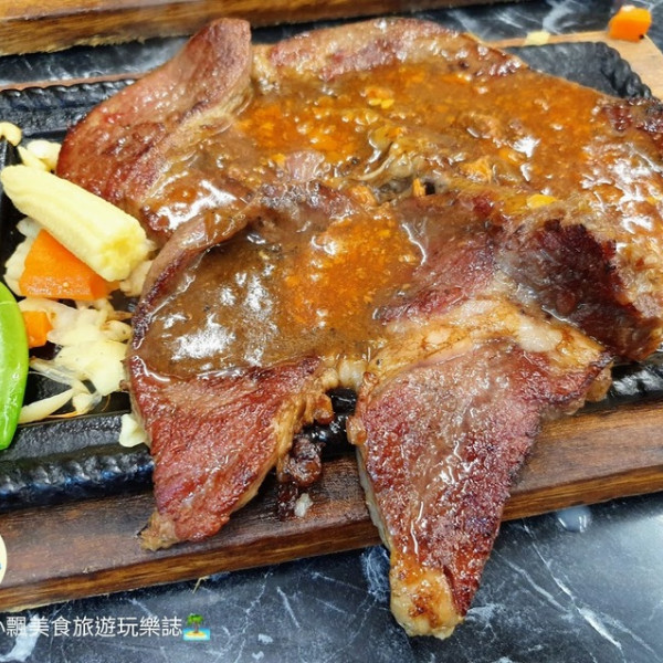 福賓牛排館(總店)