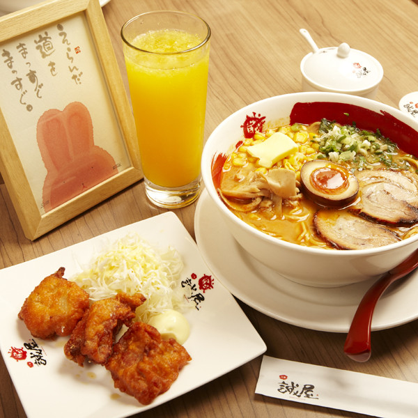 誠屋拉麵 RAMEN MAKATOYA (京站店)