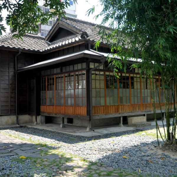 辛志平校長故居