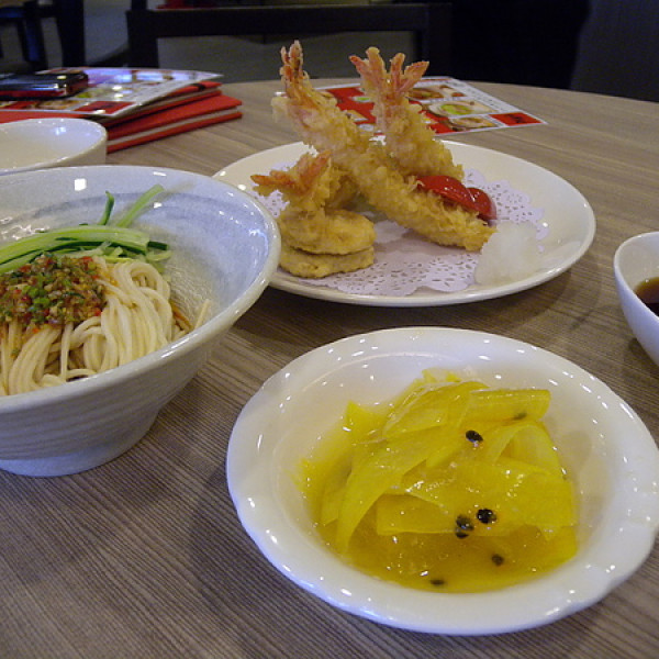 十里安精緻手麵館