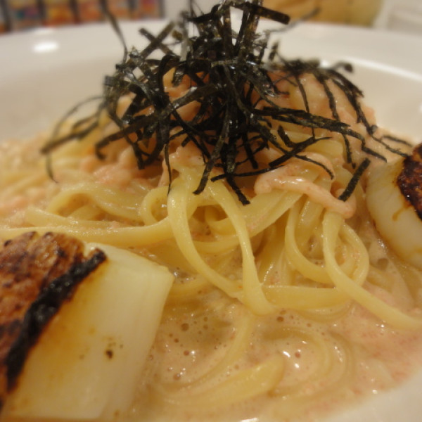 Trine & Zen 崔妮傑恩 (微風廣場)