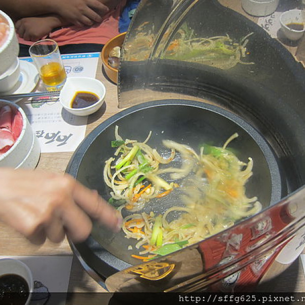 石石在在石頭火鍋