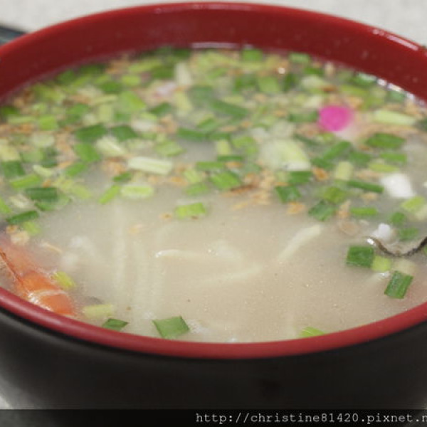 柏弘老店過魚湯