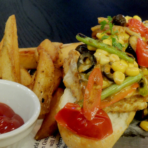 甲級寫字樓 Retro Deli Cafe