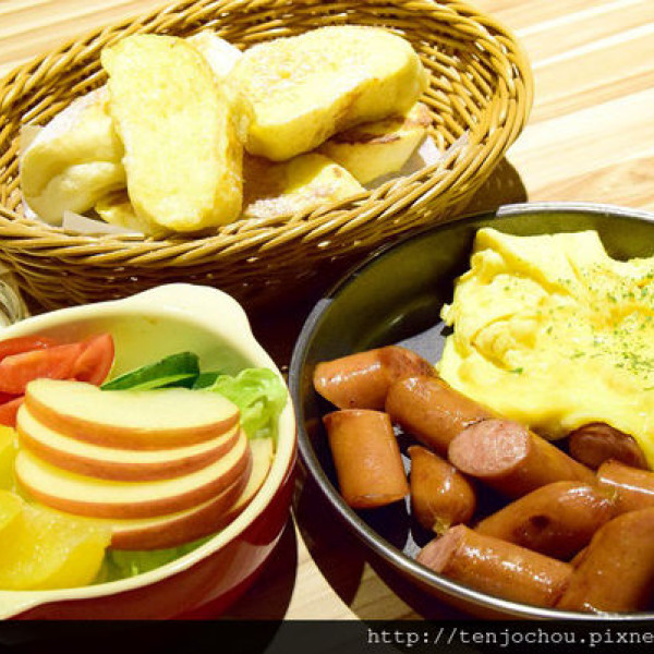 如，菓Flambagel Café