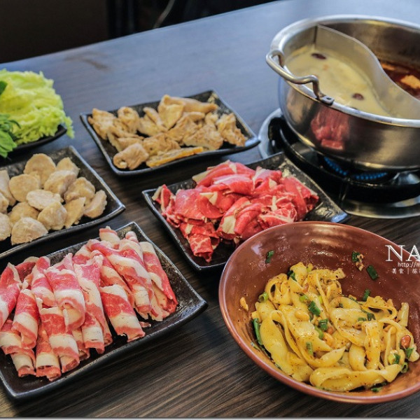 六眷村麻辣鴛鴦鍋