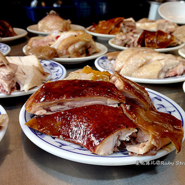 龍泉市場鮮魚湯放山雞