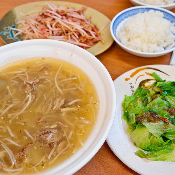 廟口生炒鴨肉焿