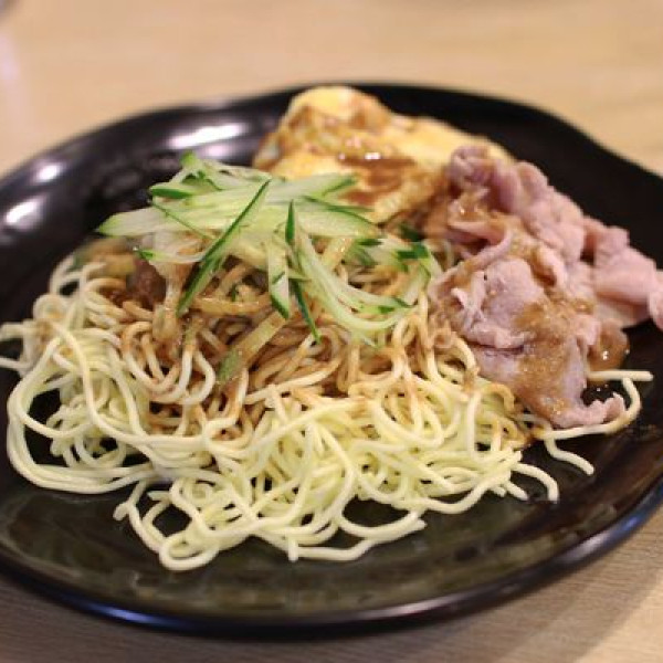 新月涼麵