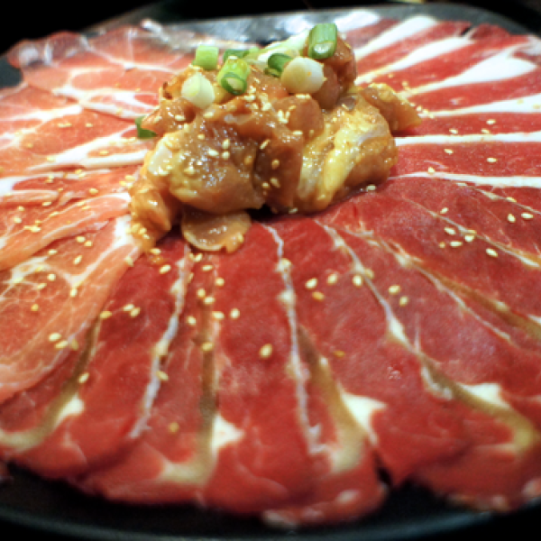 瓦崎精緻燒肉火鍋