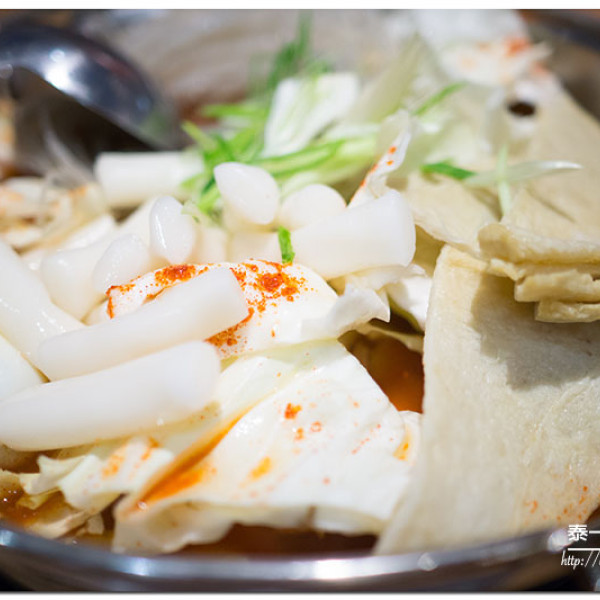 Tigertopoki泰一格韓國年糕火鍋 (微風北車店)