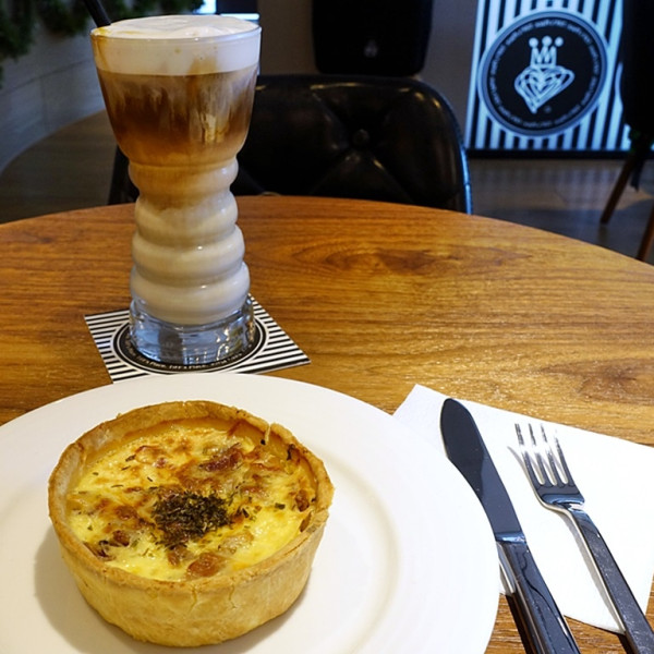 TiFF's Place Cafe&Bar