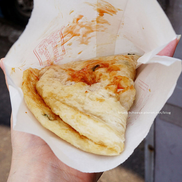 成功路無名蔥油餅刈包