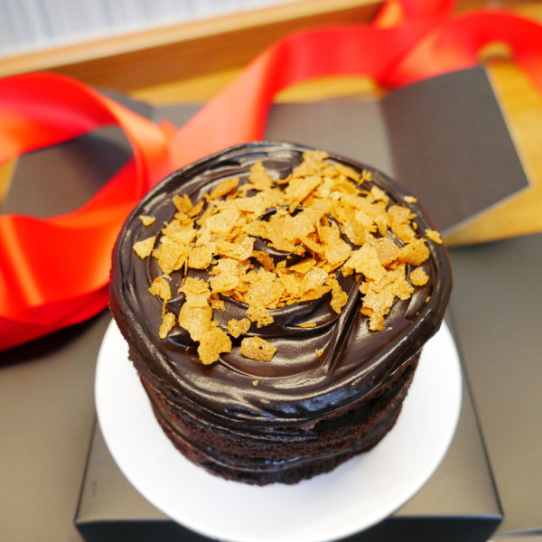 BLACK AS CHOCOLATE 站前門市