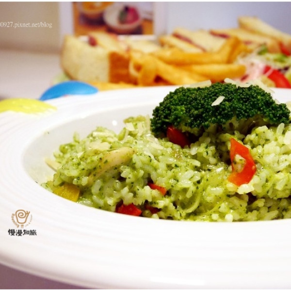 慢漫知旅。樂讀