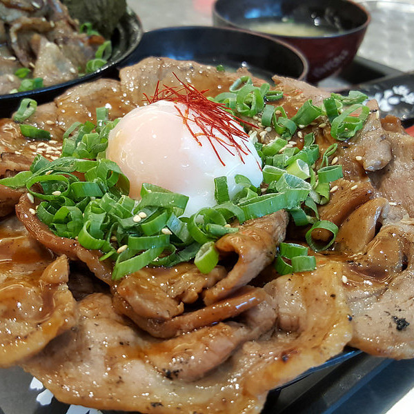 牛角次男坊漢神巨蛋店