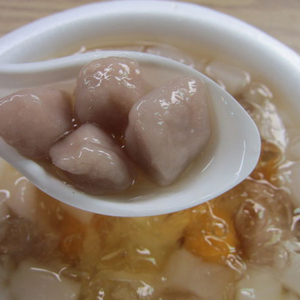 城中市場50年老店豆花伯