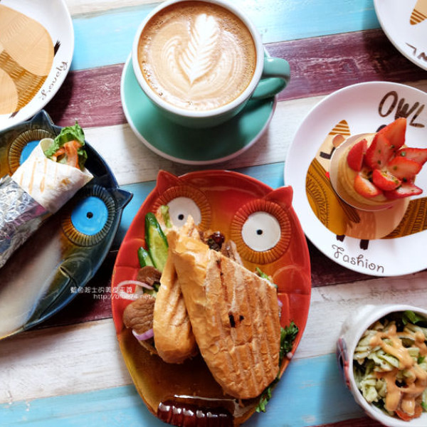 力芽咖啡Coffeeeah