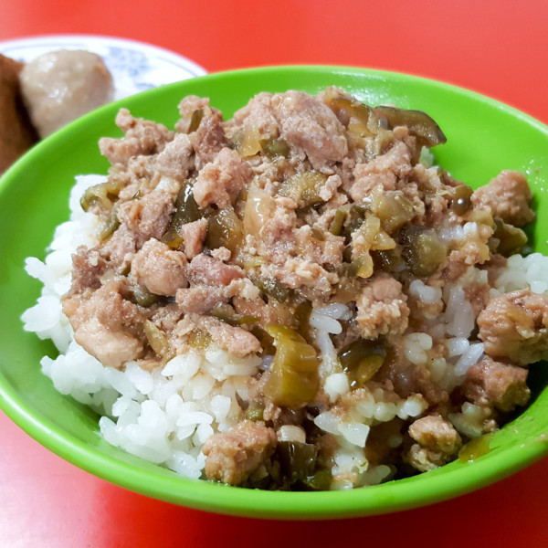 瓜仔肉飯 蚵仔煎 羊肉焿