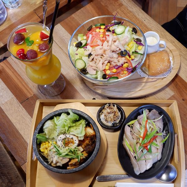 覓食鴛鴦 MISS YUAN YANG