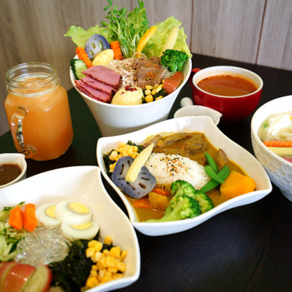 不只是沙拉Curry&Salads