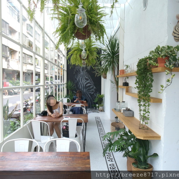 斑馬公寓咖啡 Zebra Apartment Cafe