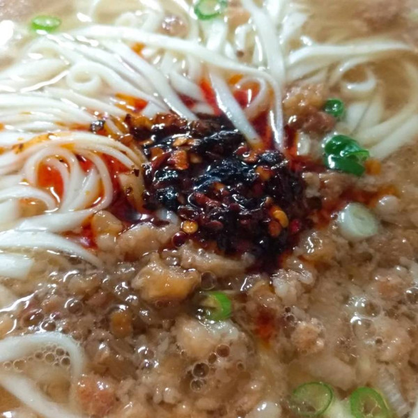 三角公園陽春麵