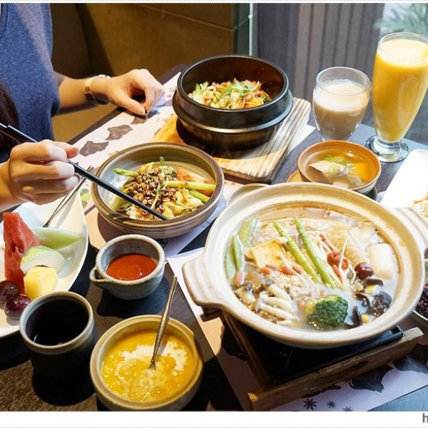 寬心園精緻蔬食料理(台中文心公益店)