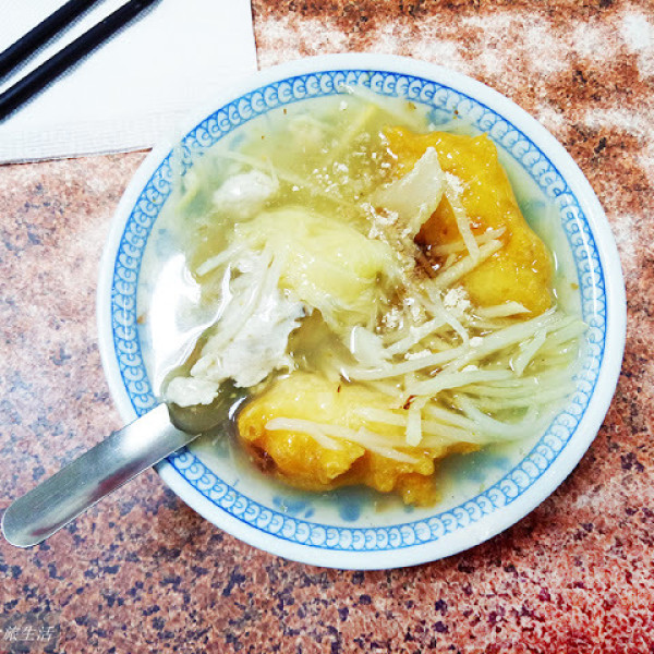 老牛伯豬血豬肺粿專賣店