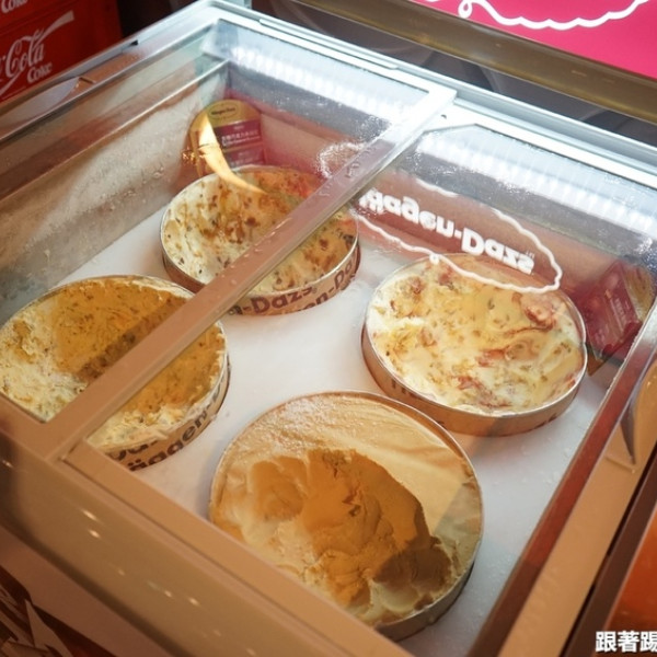 採蝦大盜流水蝦泰國蝦燒烤火鍋吃到飽