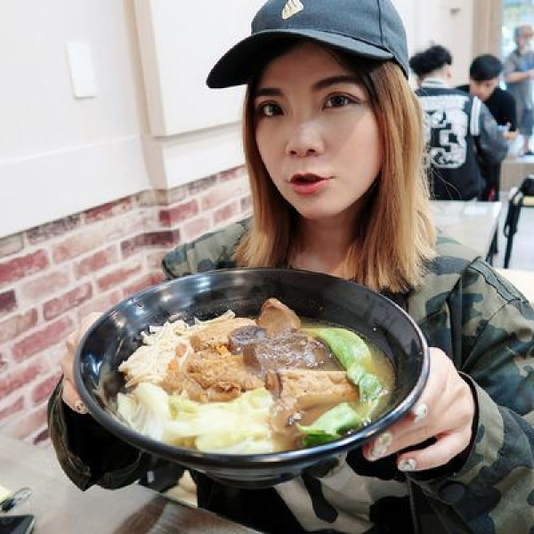 臭灶腳一東寧店 台北深坑清蒸麻辣臭豆腐