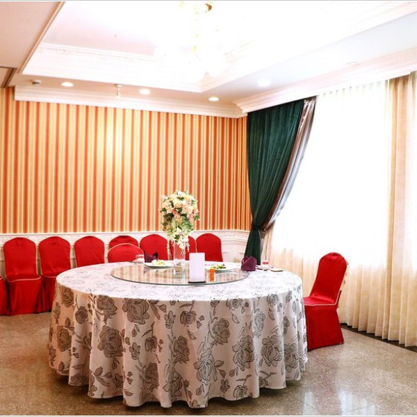 頂鮮擔仔麵 高雄店