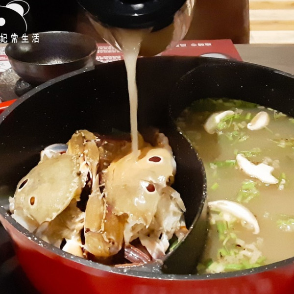 港式品鮮紅白鍋