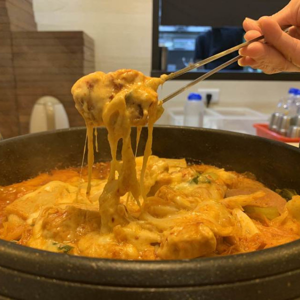 好韓村-韓風鍋物燒肉(新光三越桃園站前店)