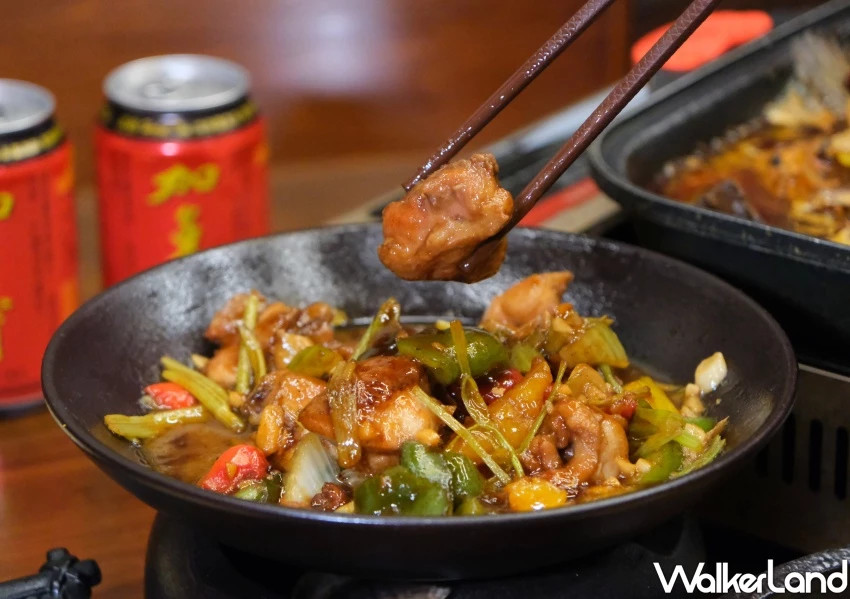 中山區宵夜推薦！魚紅苑重慶烤魚四川老闆坐鎮，免費加菜攻略。